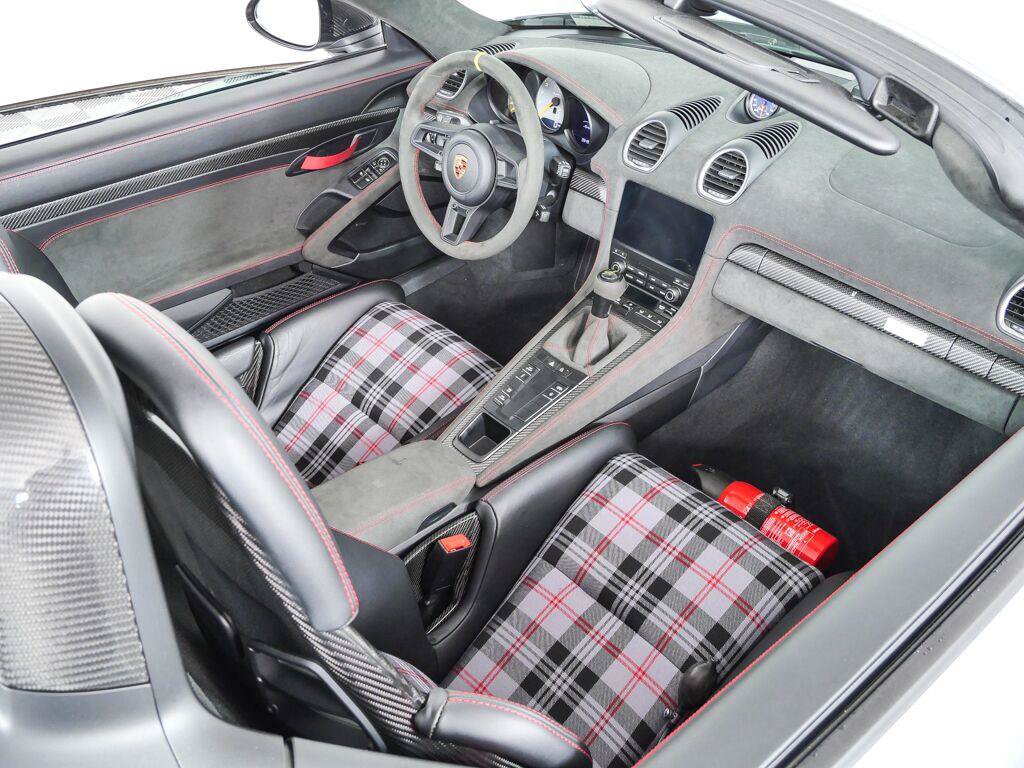 Certified 2025 Porsche 718 Boxster Spyder RS RWD image 27