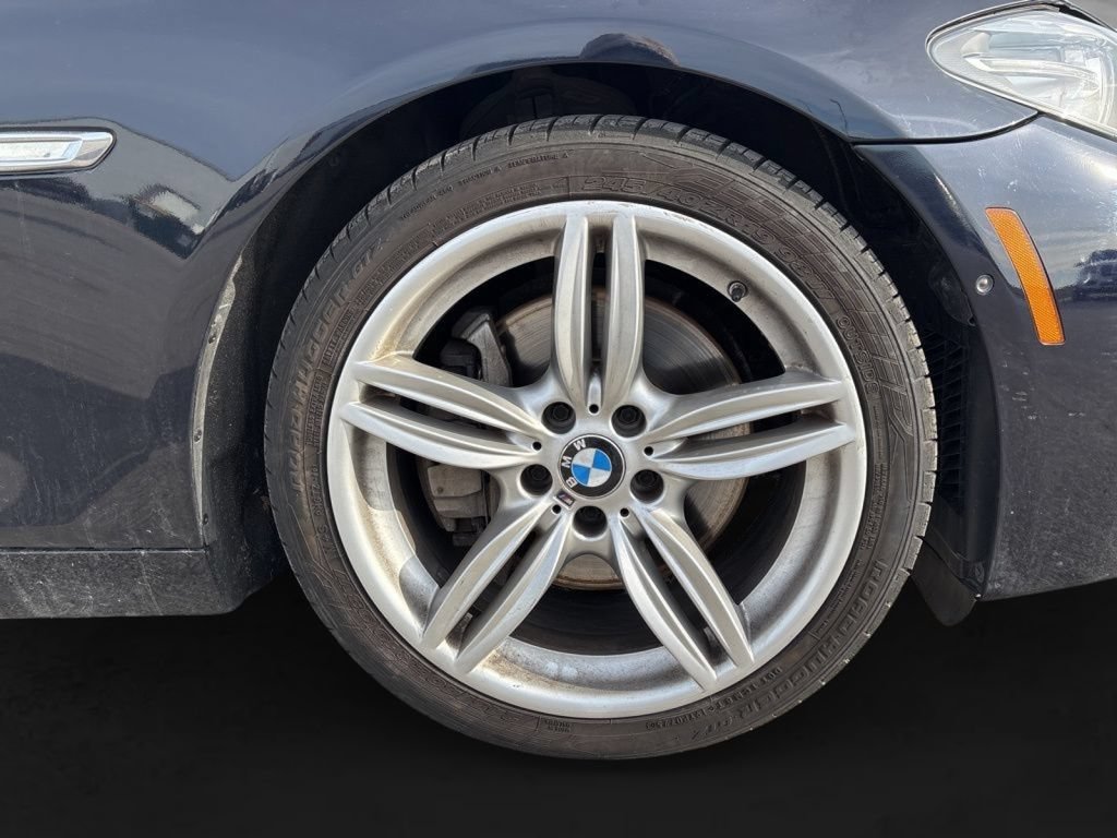 Used 2016 BMW 550i Sedan RWD image 14