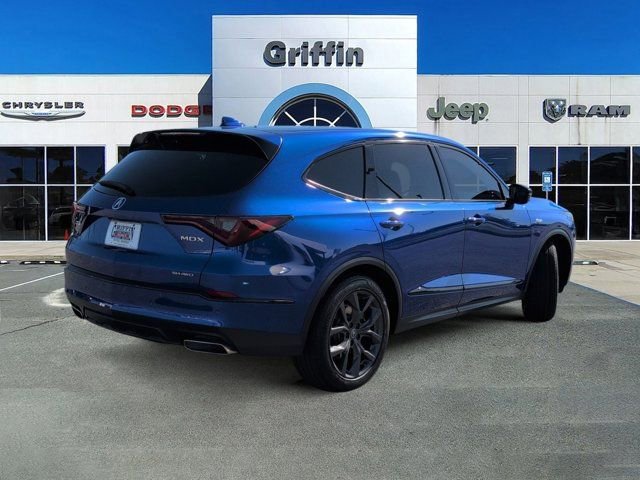 Used 2023 Acura MDX A-Spec image 4