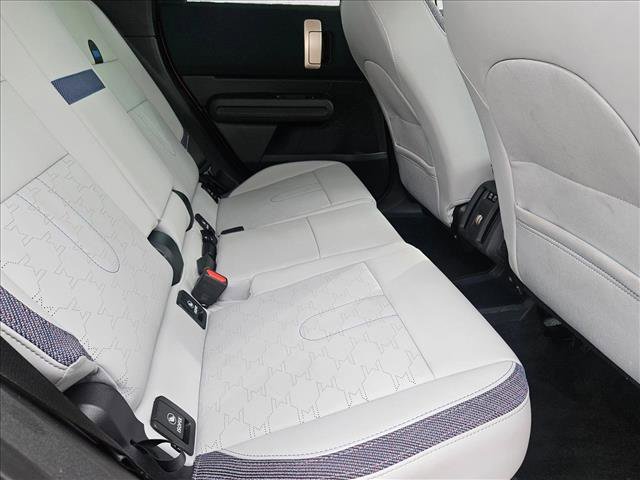 Used 2025 MINI Cooper Countryman S w/ Comfort Package Max image 18