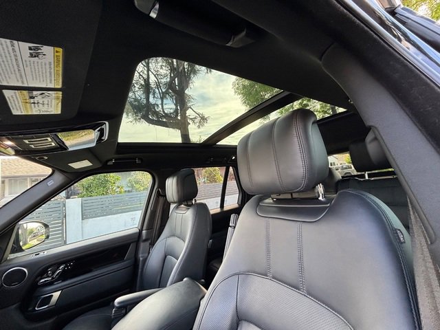 Used 2022 Land Rover Range Rover P525 Westminster Edition AWD/4WD image 41