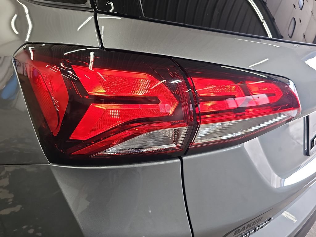 Certified 2023 Chevrolet Equinox LT AWD/4WD image 33