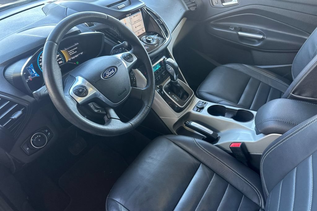 Used 2016 Ford C-MAX Energi SEL w/ Equipment Group 302A FWD image 11