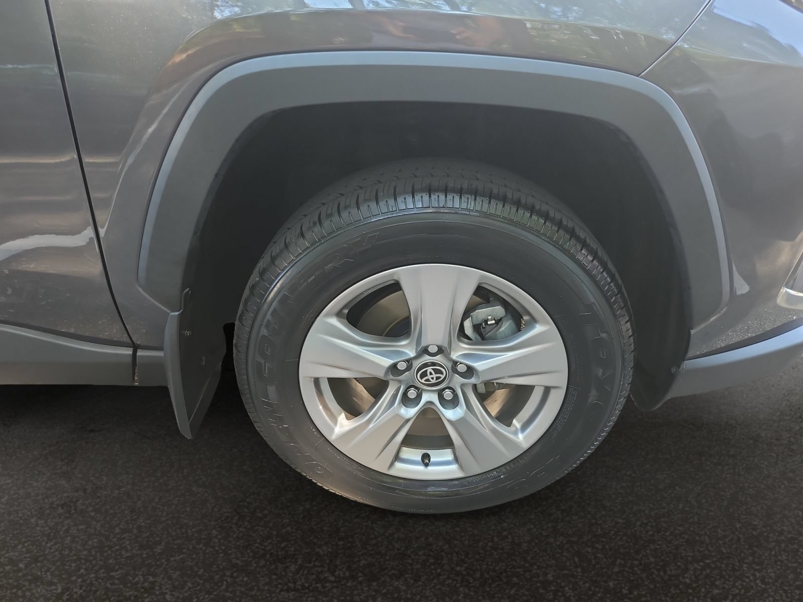 Used 2023 Toyota RAV4 XLE FWD image 35