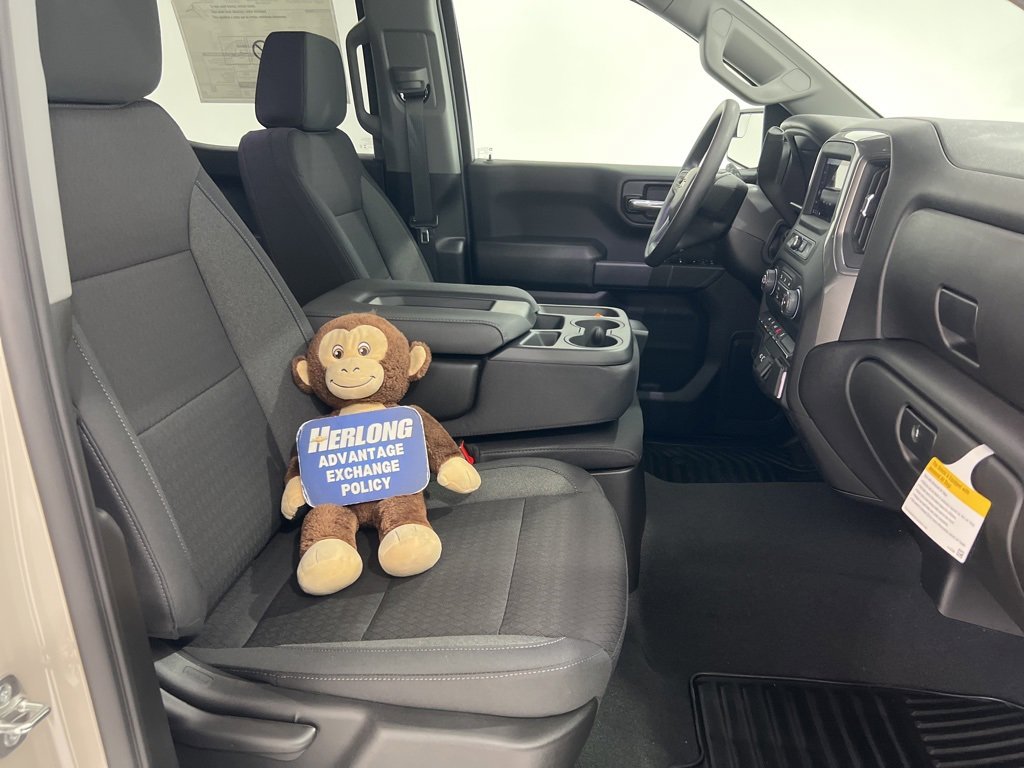 New 2026 Chevrolet Silverado 1500 Custom w/ Turbomax Blackout Package image 24