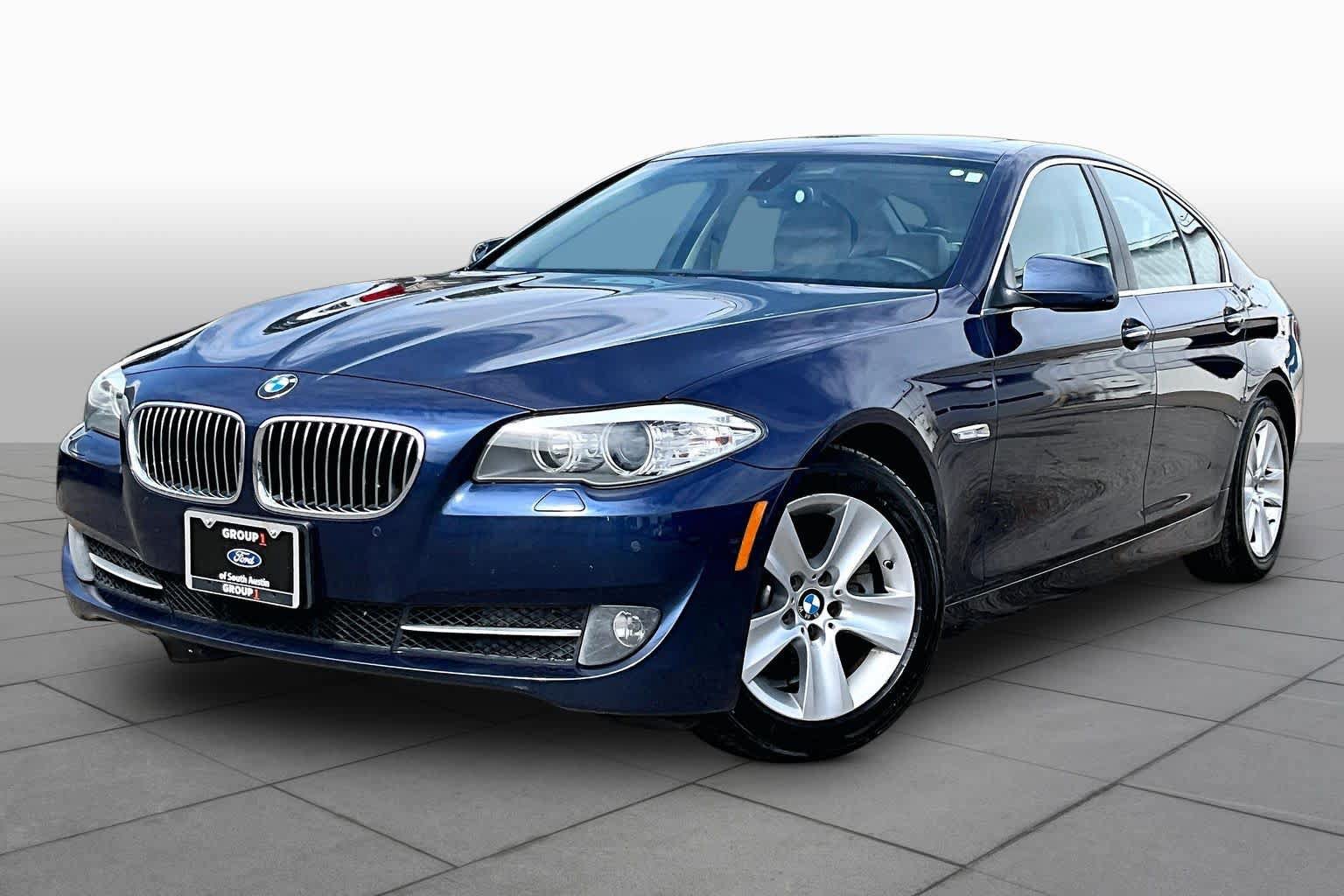 Used 2011 BMW 528i Sedan RWD image 33