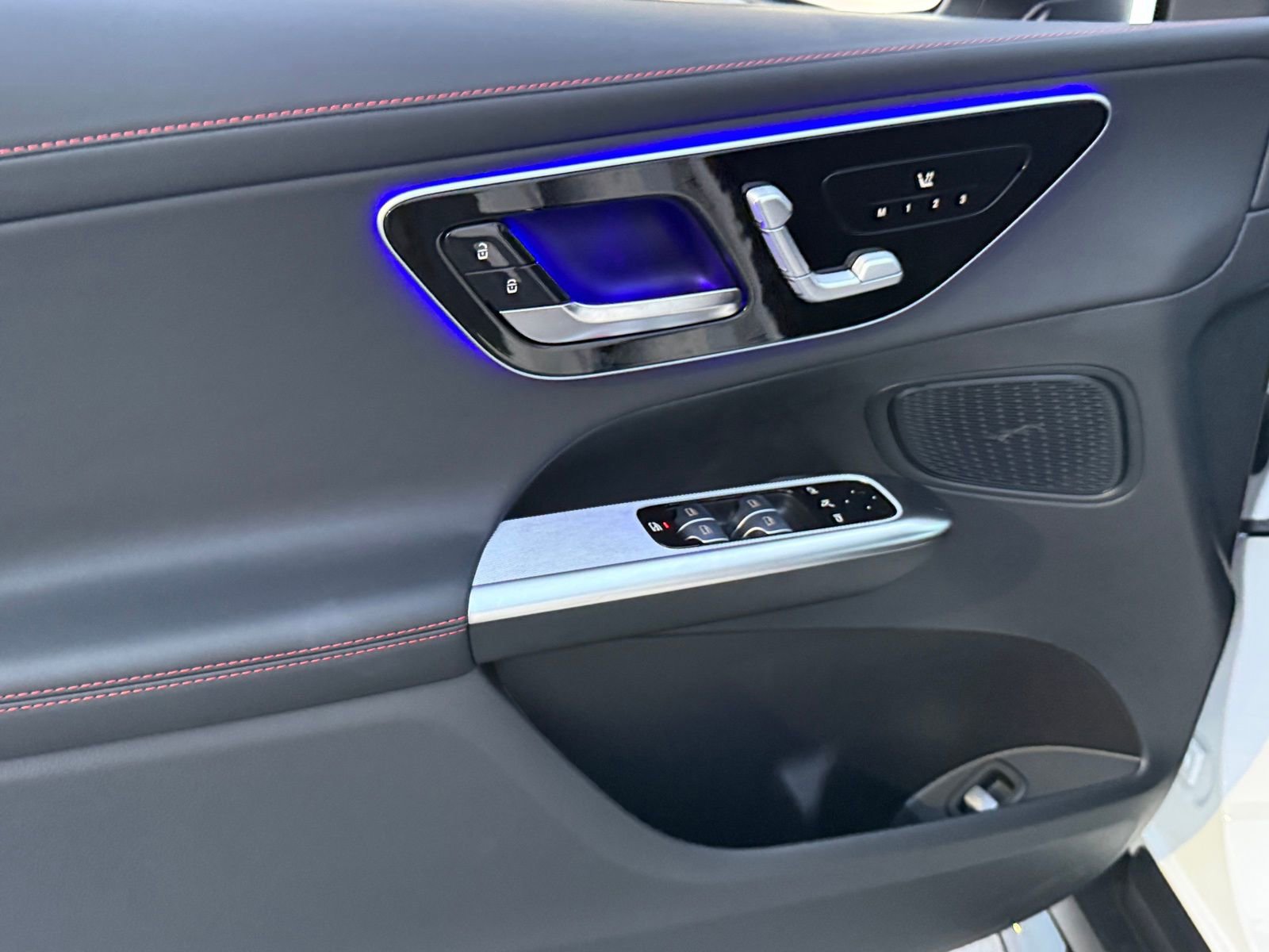 New 2026 Mercedes-Benz GLC 43 AMG 4MATIC image 19