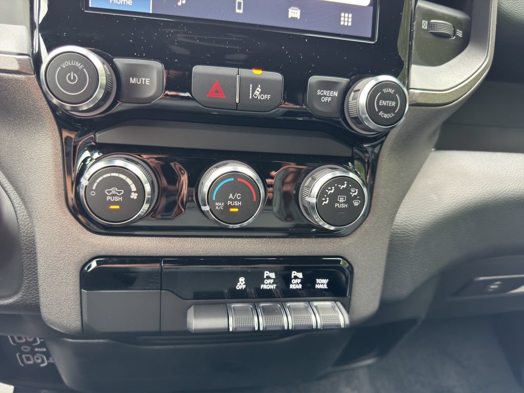 Used 2025 RAM 1500 Tradesman RWD image 33
