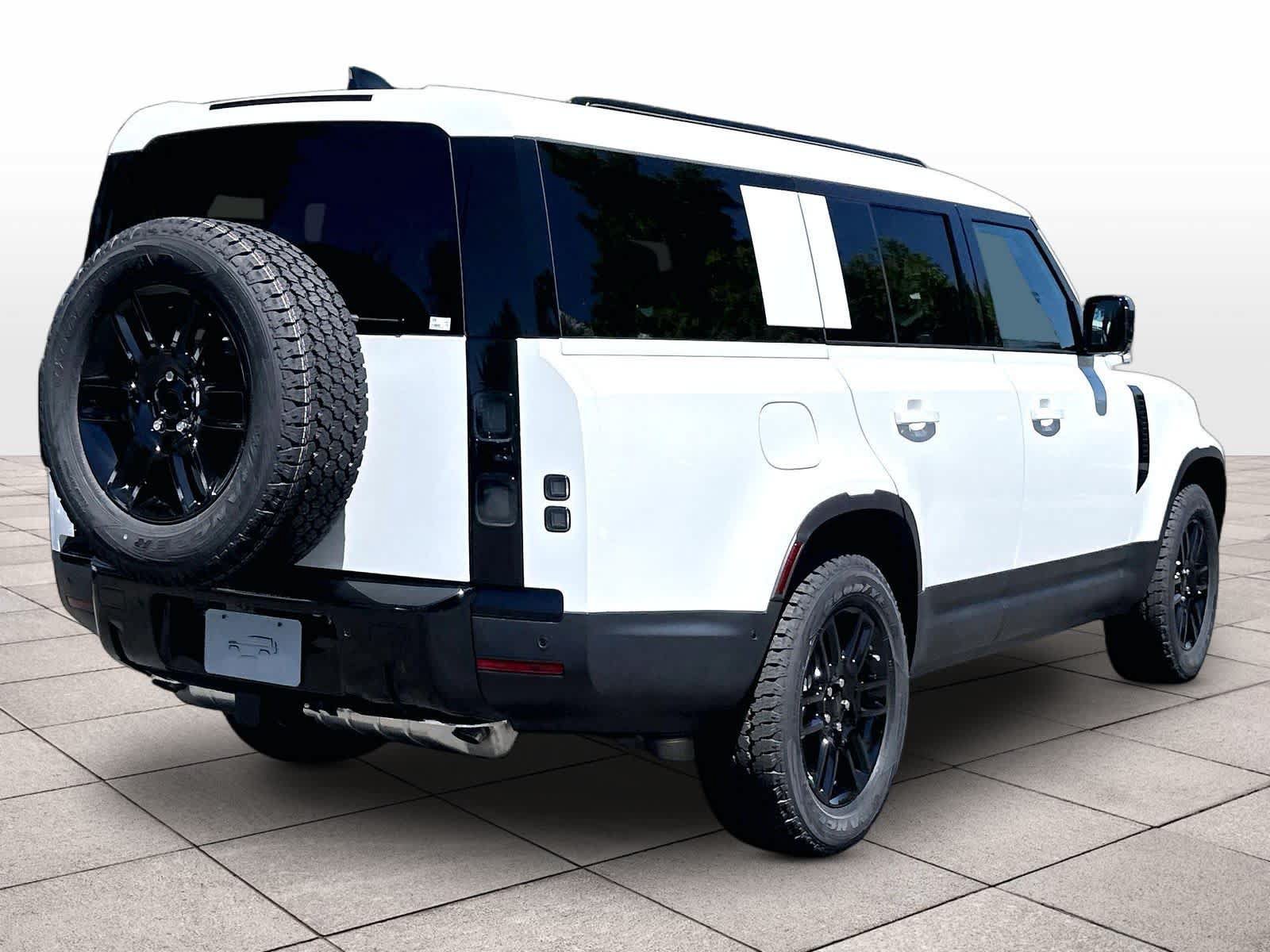 New 2026 Land Rover Defender 130 S AWD/4WD image 4