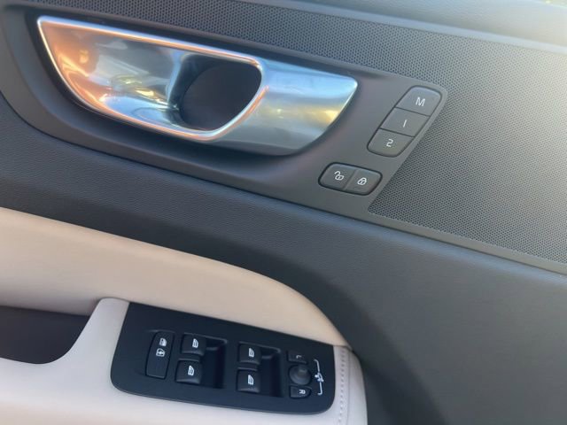 New 2026 Volvo XC60 B5 Plus w/ Protection Package Premier image 18