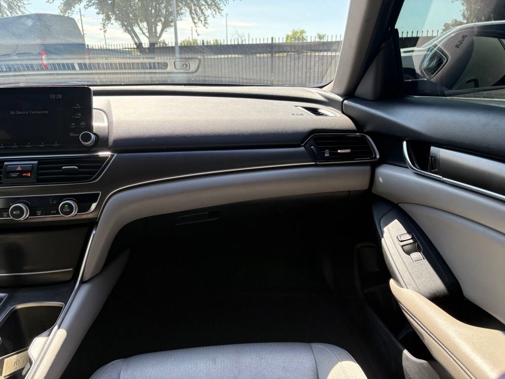 Used 2019 Honda Accord LX image 7