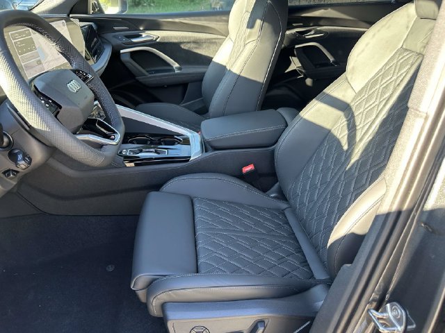 New 2026 Audi SQ5 Premium Plus AWD/4WD image 9