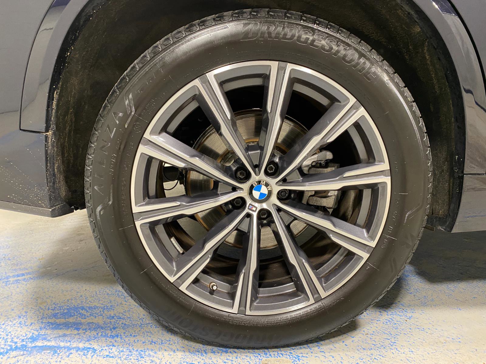 Certified 2024 BMW X5 xDrive40i w/ M Sport Package image 25