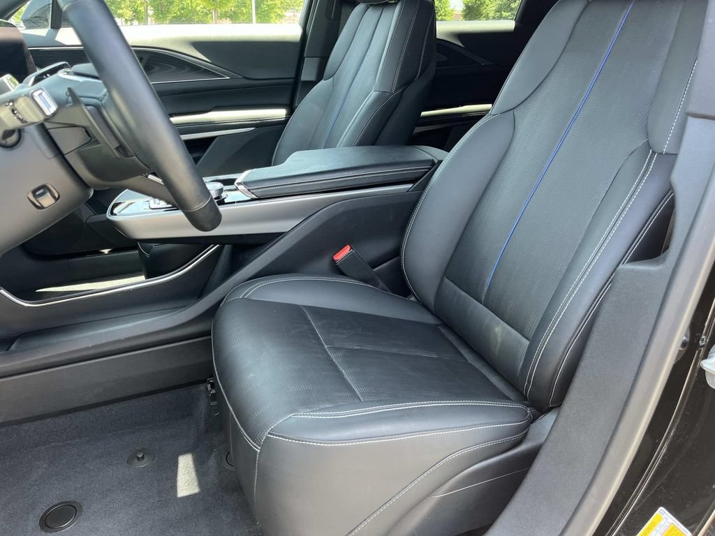Certified 2024 Cadillac Lyriq Sport RWD image 23