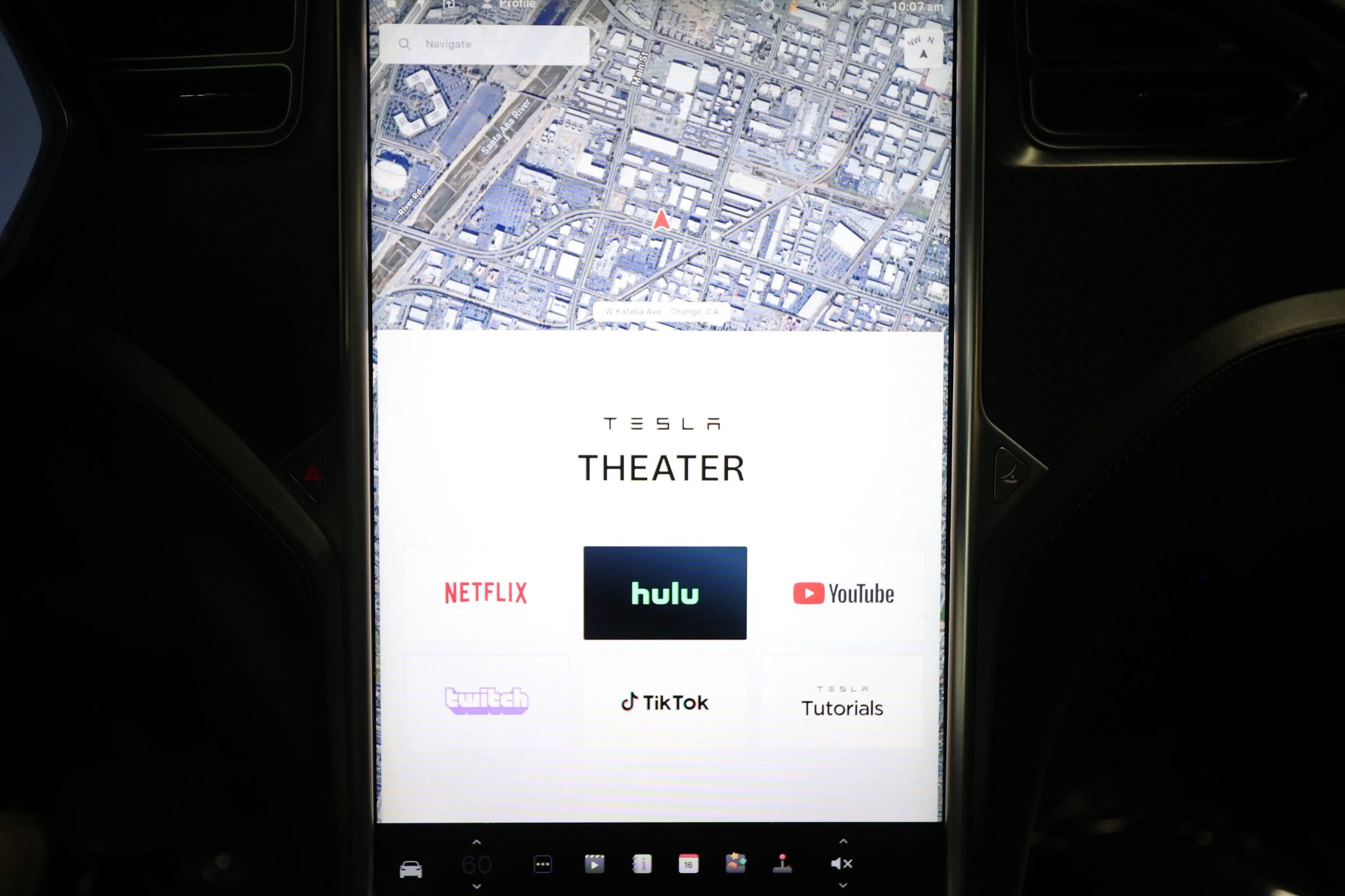 Used 2018 Tesla Model X 75D image 71