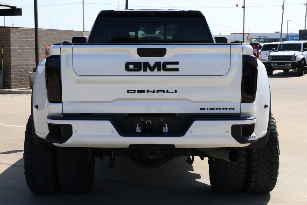 Used 2025 GMC Sierra 3500 Denali Ultimate AWD/4WD image 3
