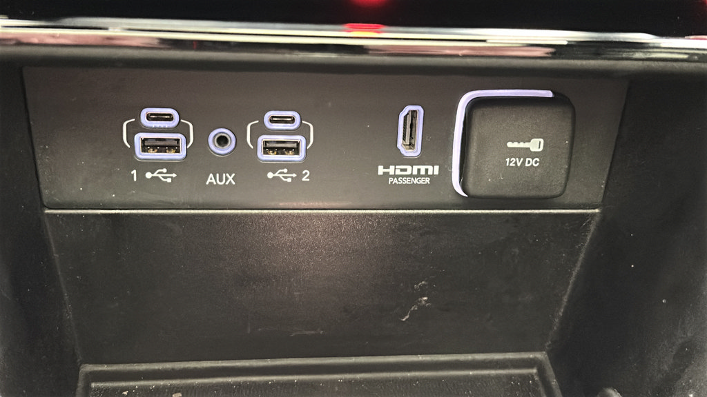 Used 2023 Jeep Grand Cherokee Summit AWD/4WD image 25