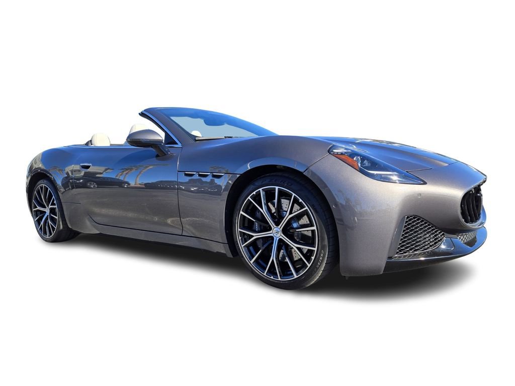 New 2026 Maserati GranCabrio Modena image 3
