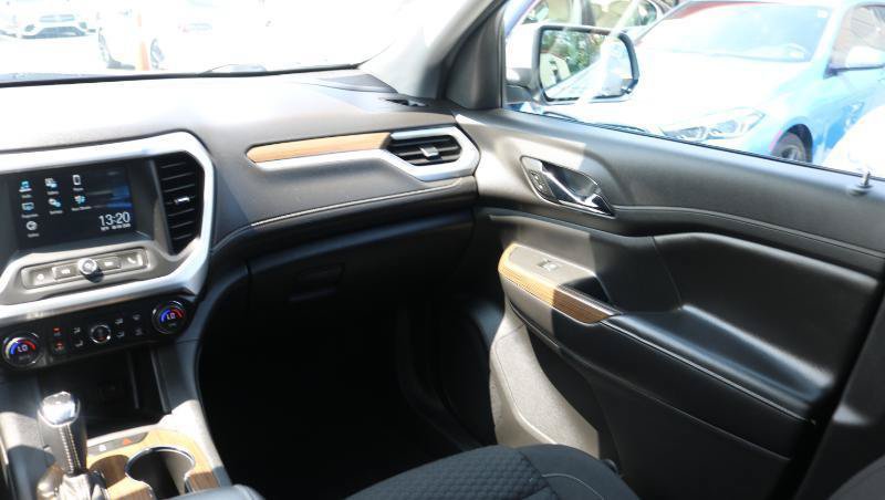 Used 2019 GMC Acadia SLE AWD/4WD image 17