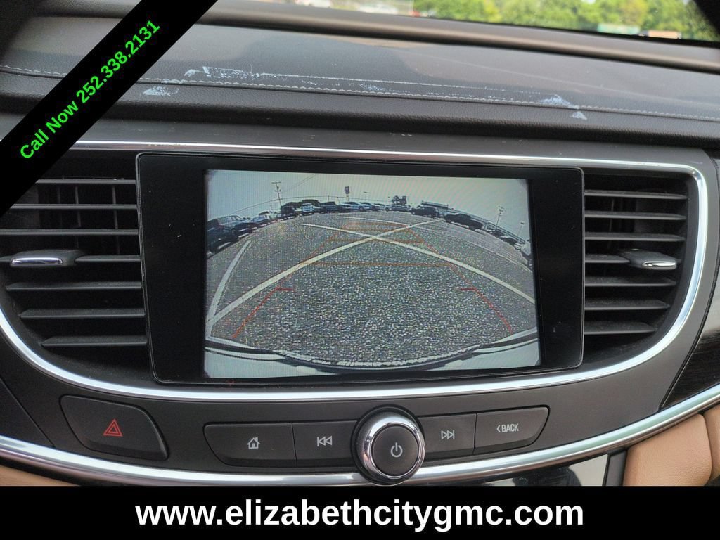 Used 2018 Buick LaCrosse Essence FWD image 12