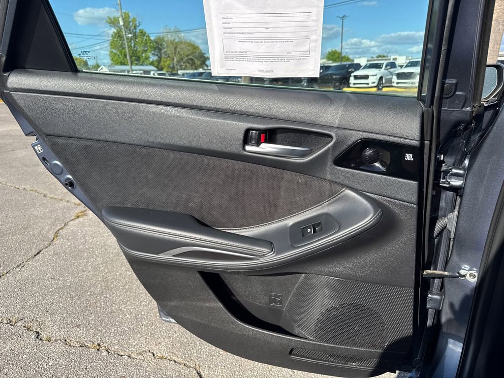 Used 2020 Toyota Avalon Touring w/ Advanced Safety Package FWD image 13