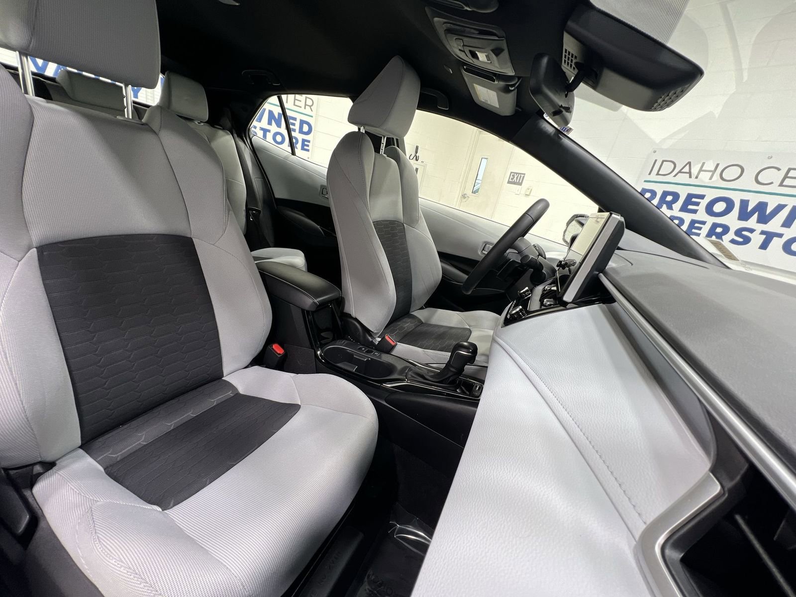 Used 2024 Toyota Corolla SE image 24