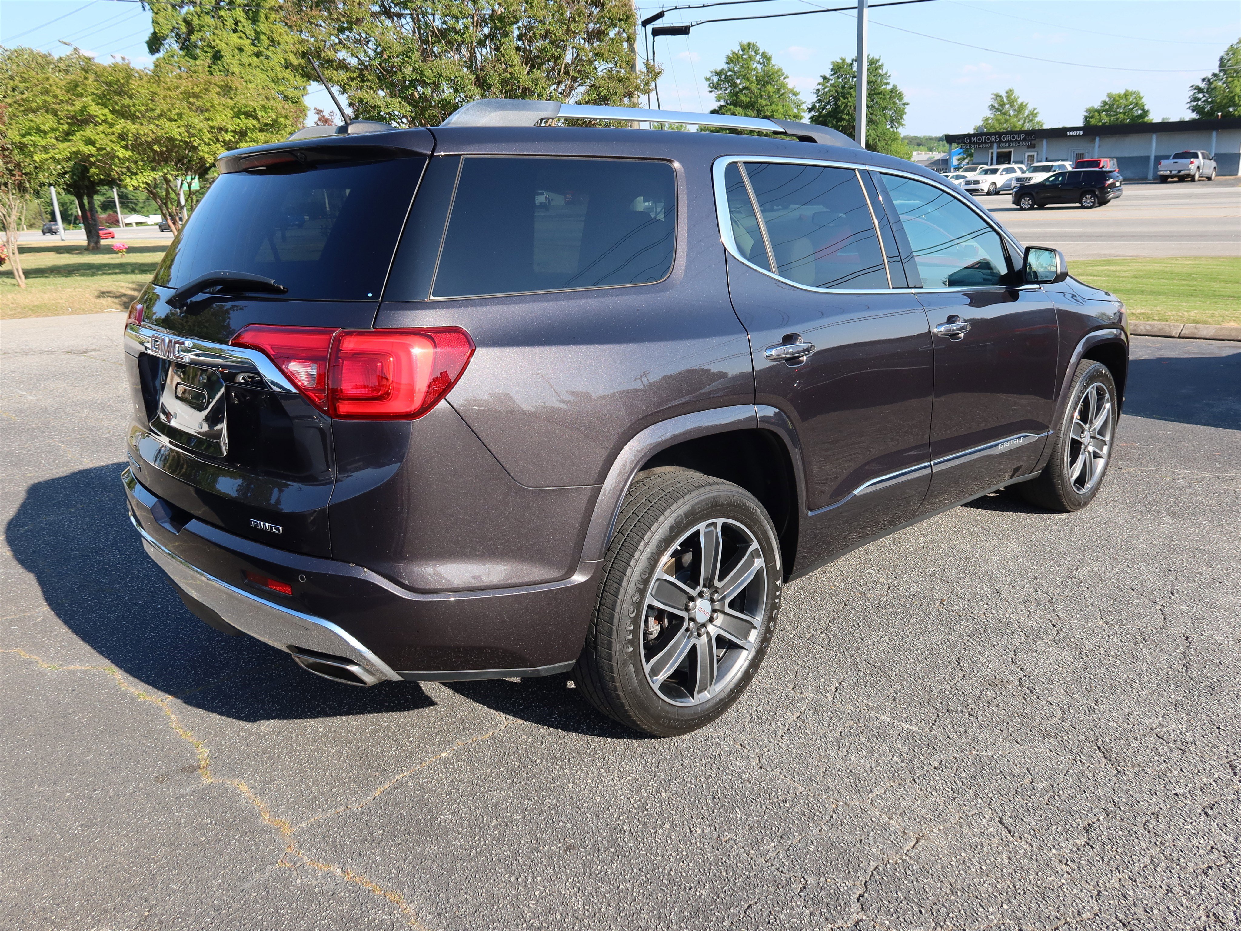 Used 2019 GMC Acadia Denali w/ Technology Package AWD/4WD image 4