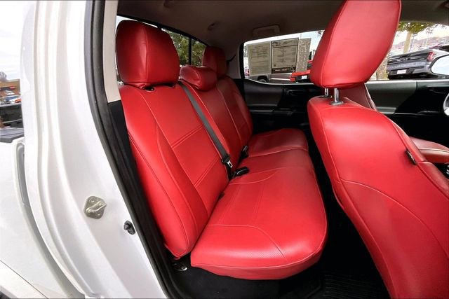 Used 2018 Toyota Tacoma SR5 image 21