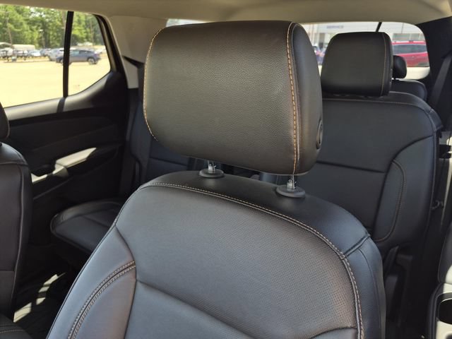 Used 2018 Chevrolet Traverse Premier w/ Driver Confidence II Package FWD image 28