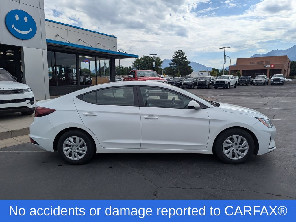 Used 2019 Hyundai Elantra SE w/ Cargo Package FWD image 2