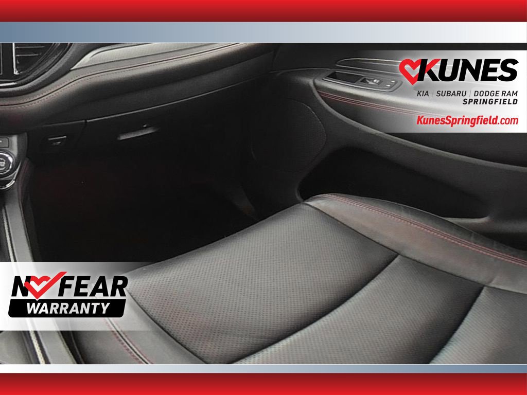 Used 2025 Dodge Durango R/T AWD/4WD image 30
