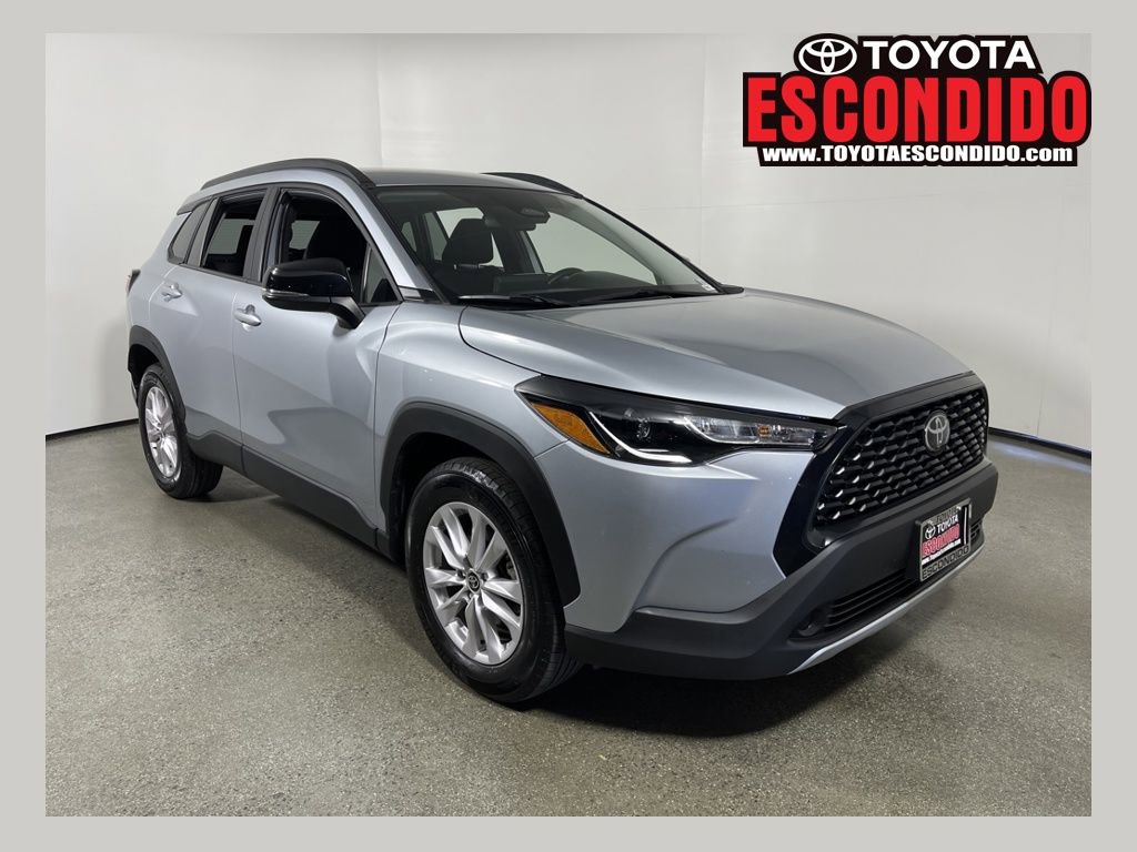 Certified 2025 Toyota Corolla Cross LE
