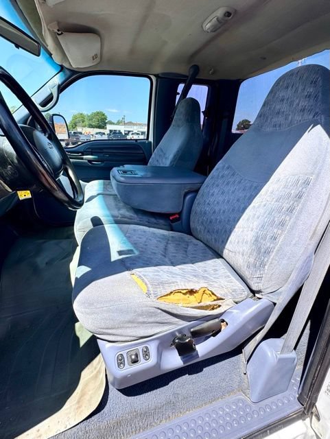 Used 1999 Ford F350 XLT RWD image 10