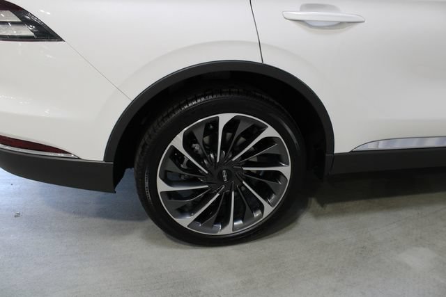 New 2026 Lincoln Aviator Reserve AWD/4WD image 26
