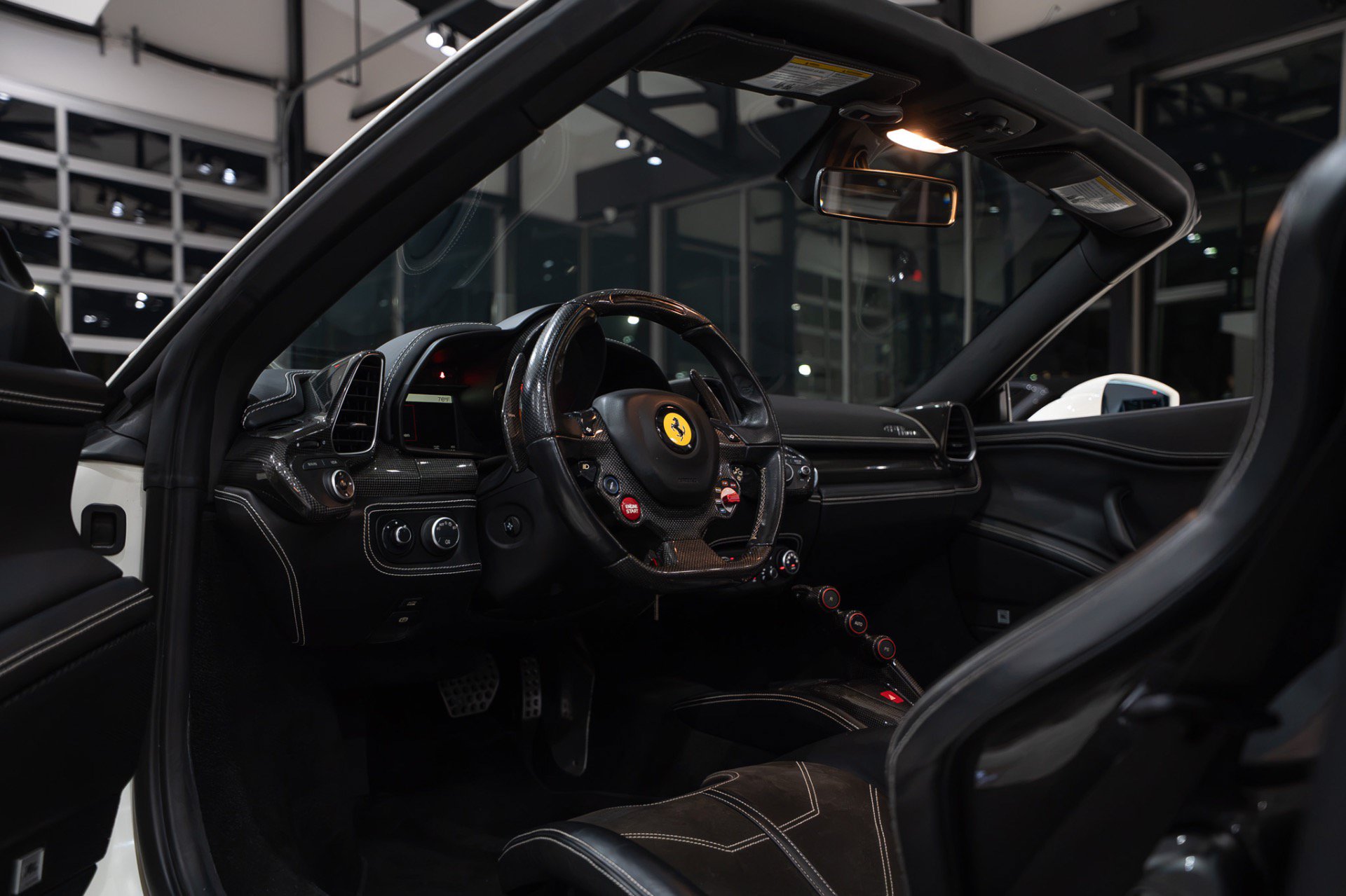 Used 2013 Ferrari 458 Spider RWD image 14