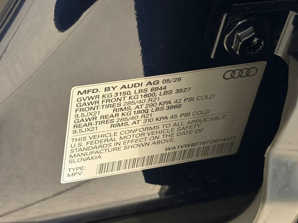 New 2026 Audi SQ7 Prestige AWD/4WD image 30