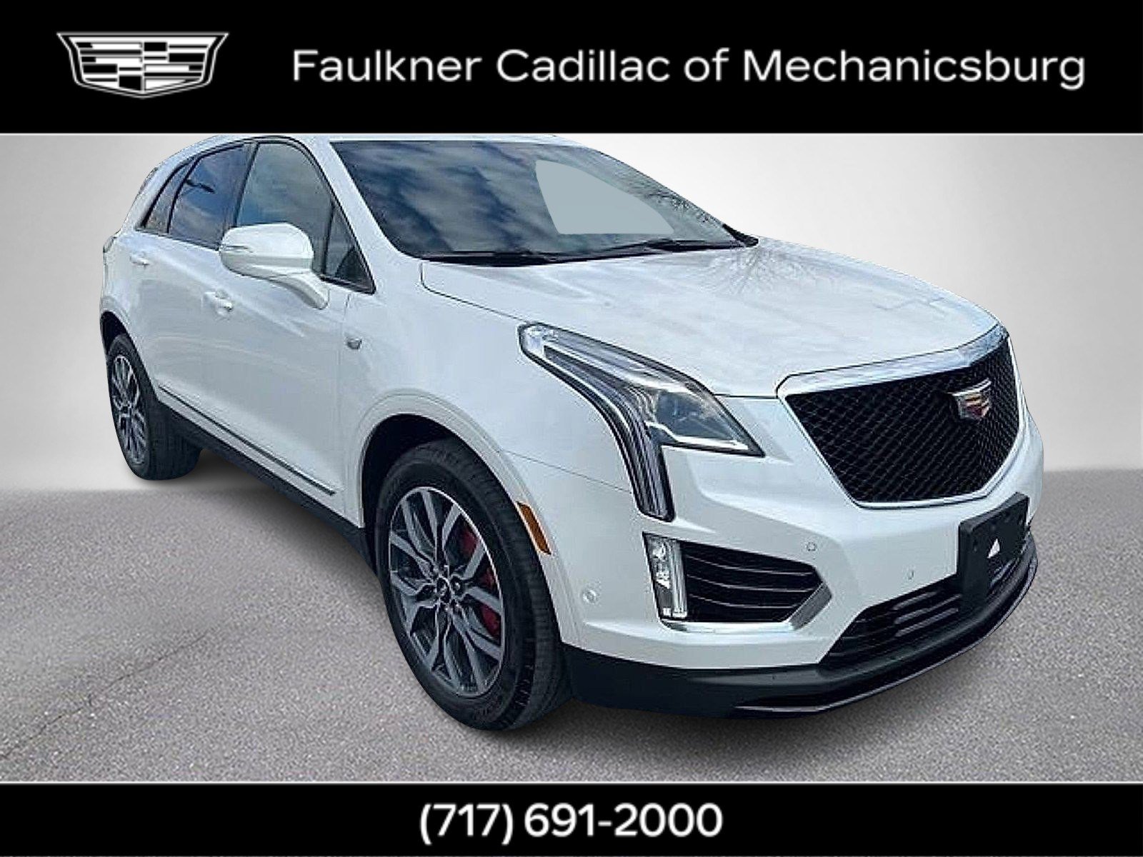 Used 2022 Cadillac XT5 Sportv w/ LPO, ONYX Package image 2