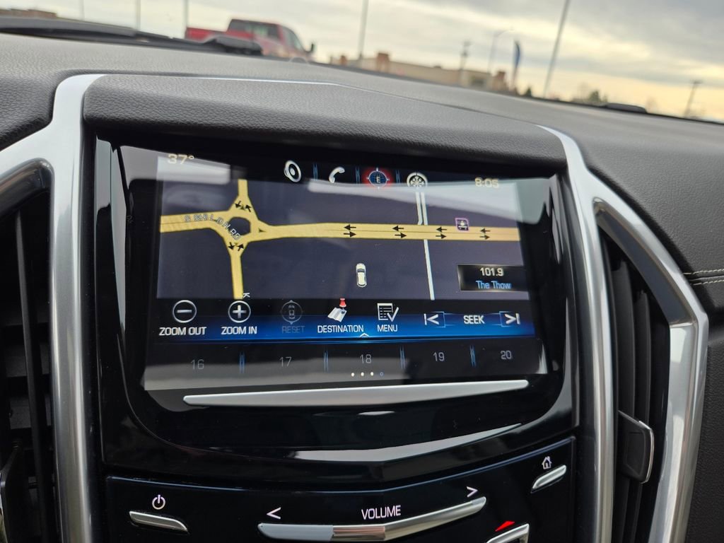 Used 2013 Cadillac SRX Luxury image 23