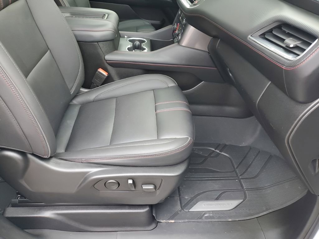 Used 2023 Chevrolet Suburban RST image 16