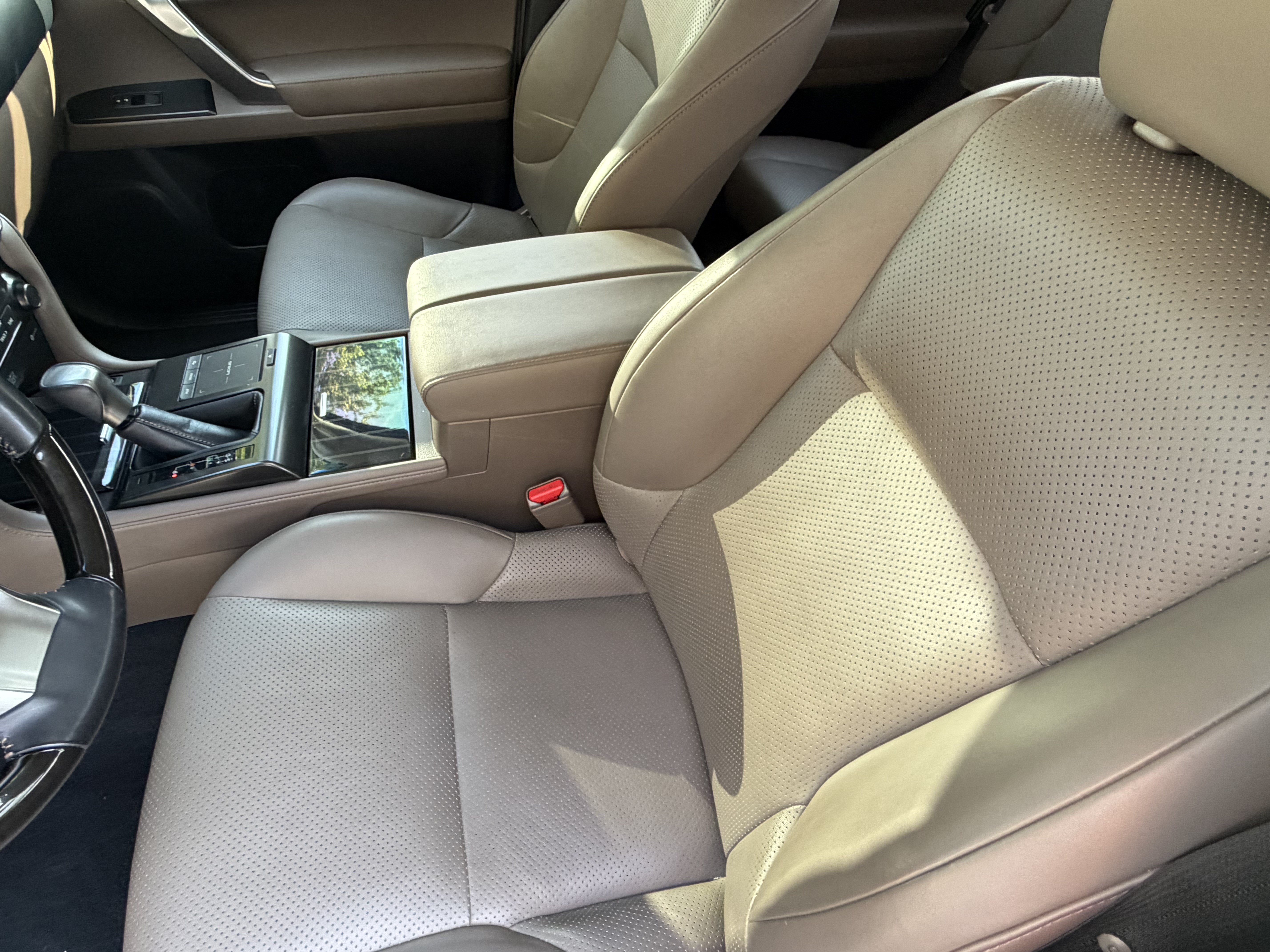 Certified 2023 Lexus GX 460 Luxury w/ Accessory Package AWD/4WD image 16