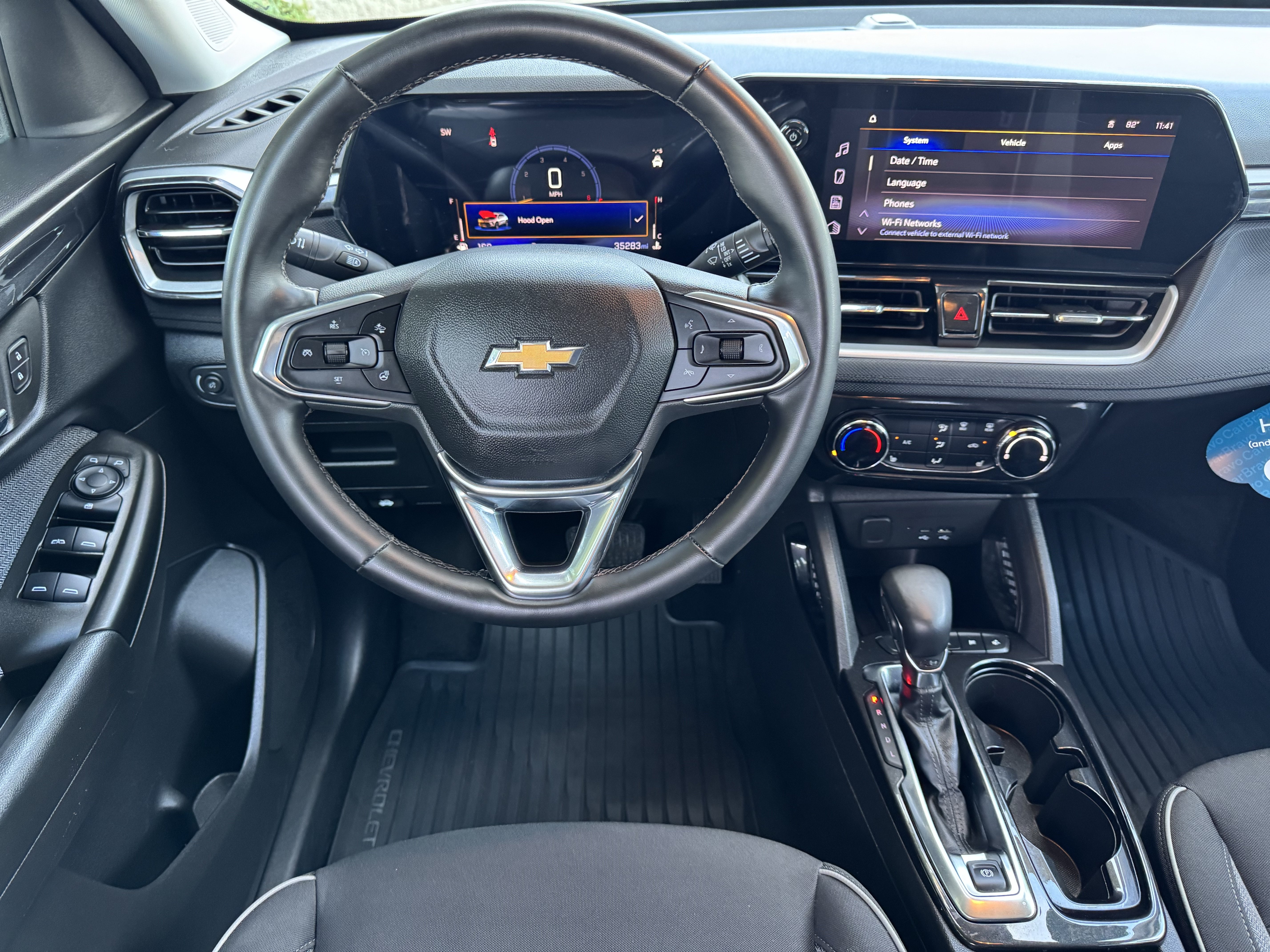 Certified 2024 Chevrolet TrailBlazer LT w/ LT Cold Weather Package FWD image 17