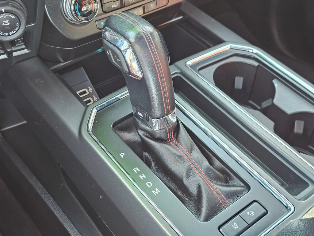 Used 2019 Ford F150 Lariat w/ Equipment Group 502A Luxury AWD/4WD image 33