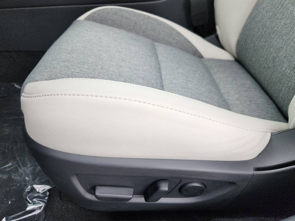 New 2026 MAZDA CX-30 Aire Edition AWD/4WD image 15
