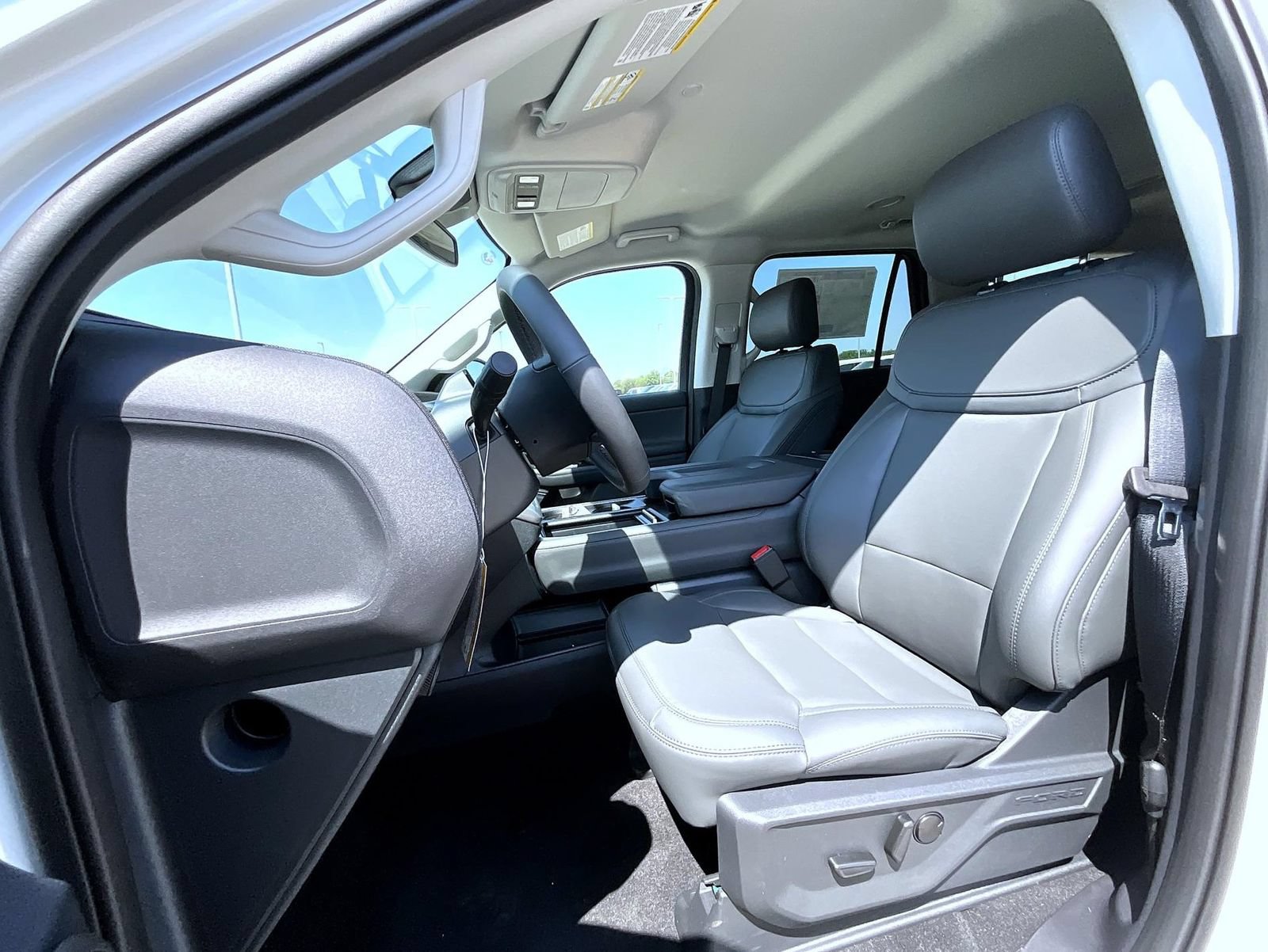 New 2027 Ford Expedition Max Active AWD/4WD image 9