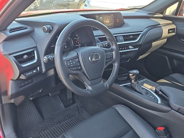 Used 2020 Lexus UX 250h w/ Premium Package image 12