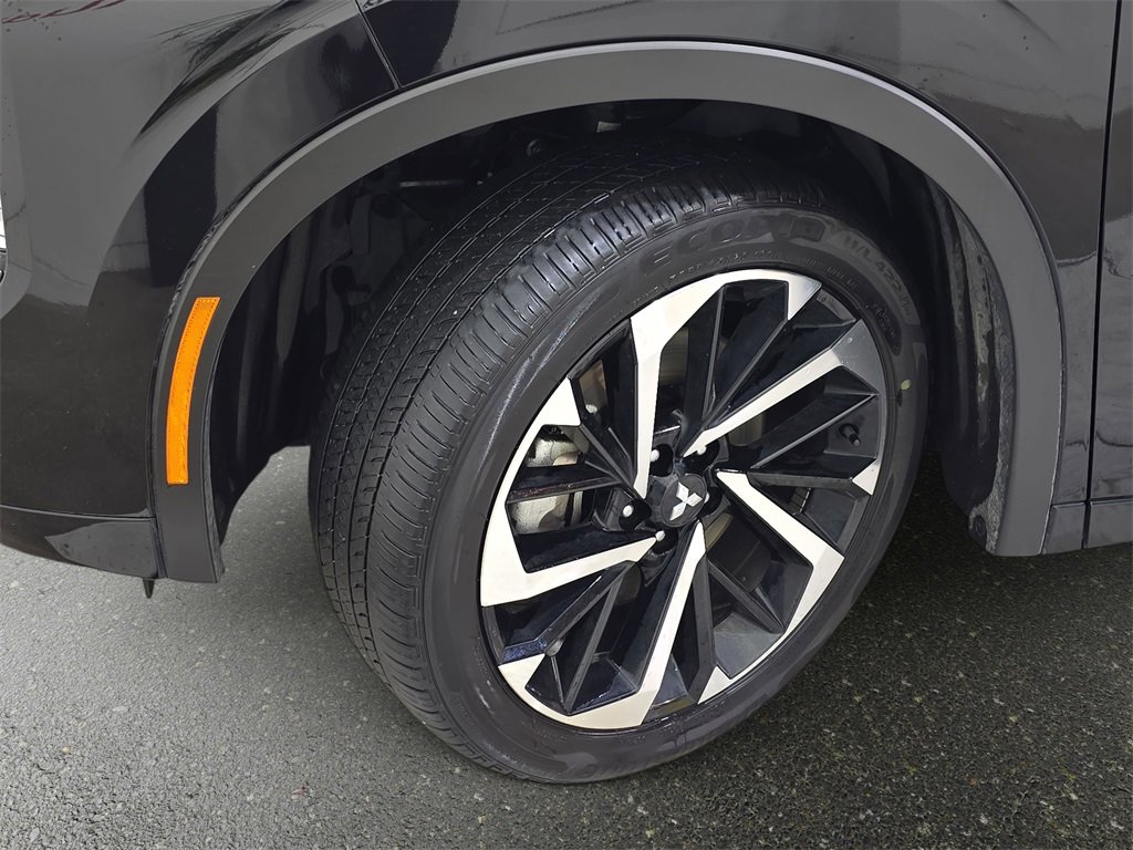 Used 2024 Mitsubishi Outlander SEL image 35