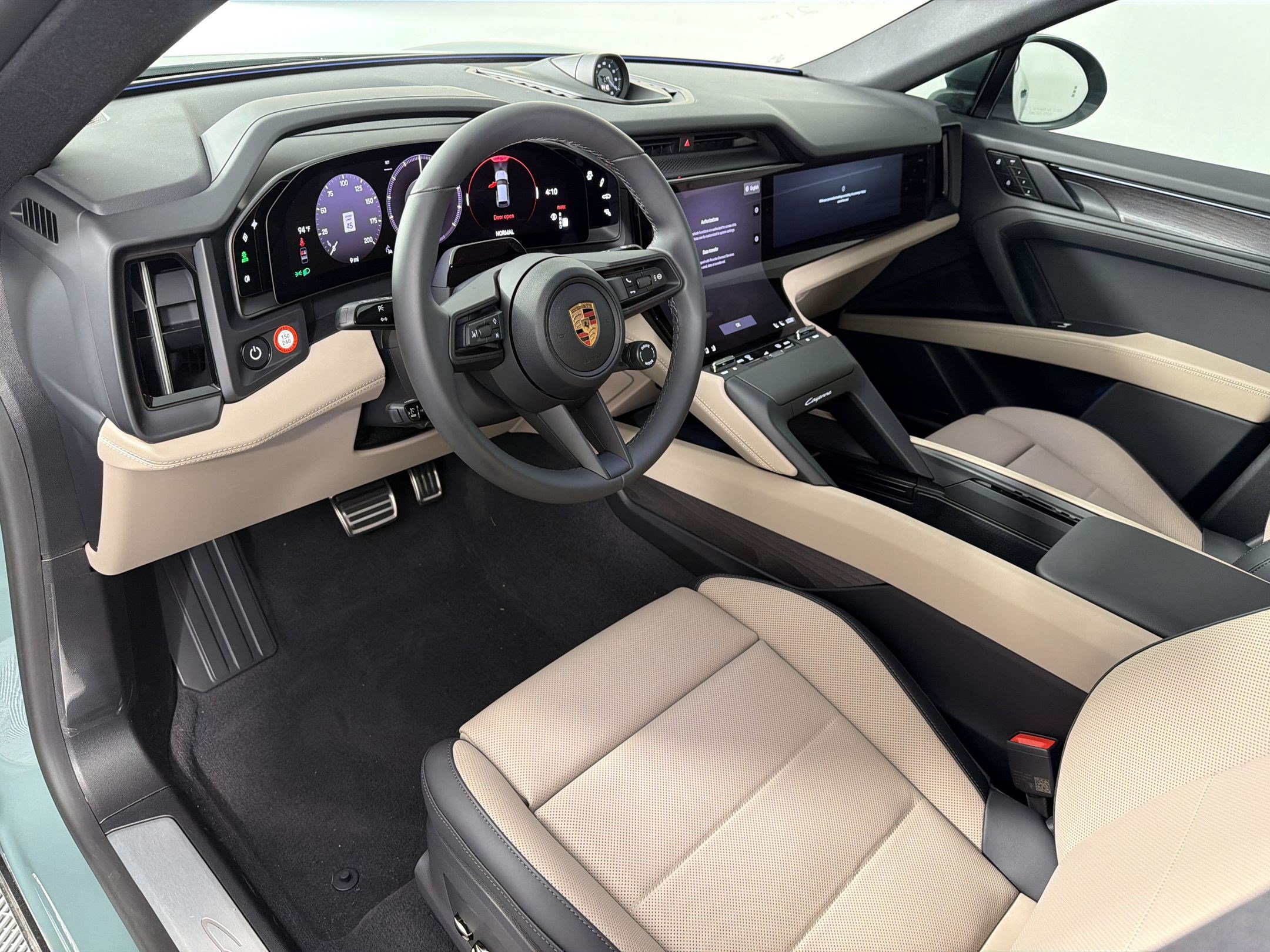 New 2026 Porsche Cayenne Electric AWD/4WD image 4
