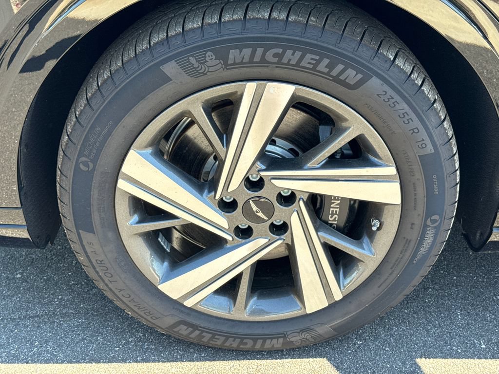 New 2026 Genesis GV70 3.5T Sport Advanced AWD/4WD image 13