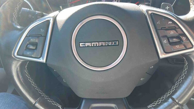 Used 2021 Chevrolet Camaro LT image 21