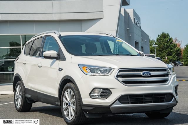Used 2017 Ford Escape Titanium FWD image 1